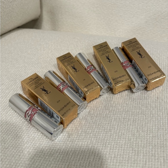 Yves Saint Laurent
YSL Loveshine Lip Oil Stick - Picture 9 of 9